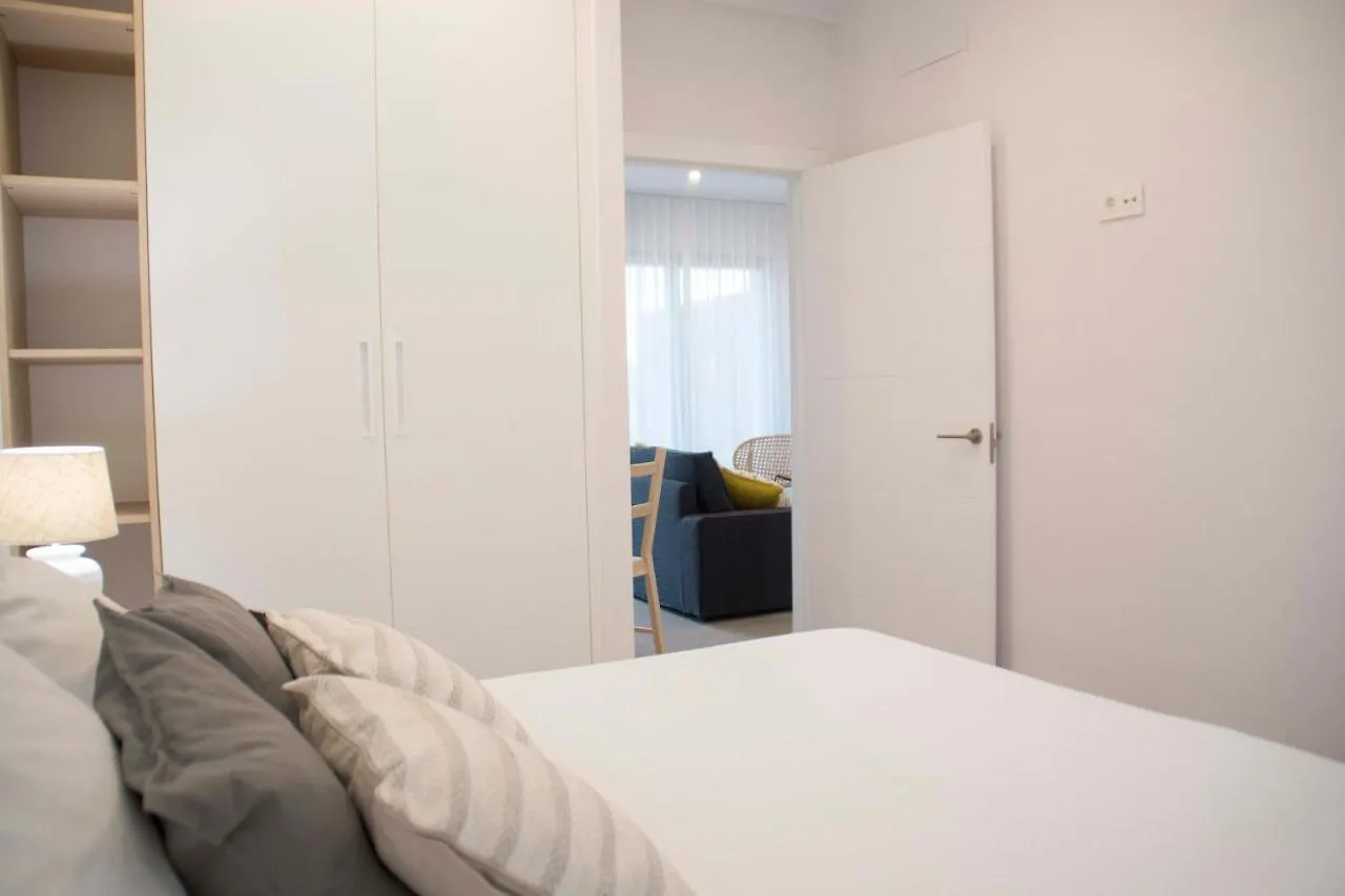 Apartamentos Madreselva Fernan Perez Apartment