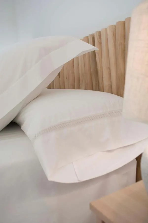 아파트 Apartamentos Madreselva Fernan Perez