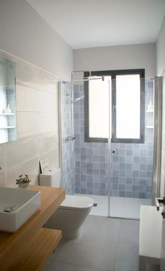 아파트 Apartamentos Madreselva Fernan Perez