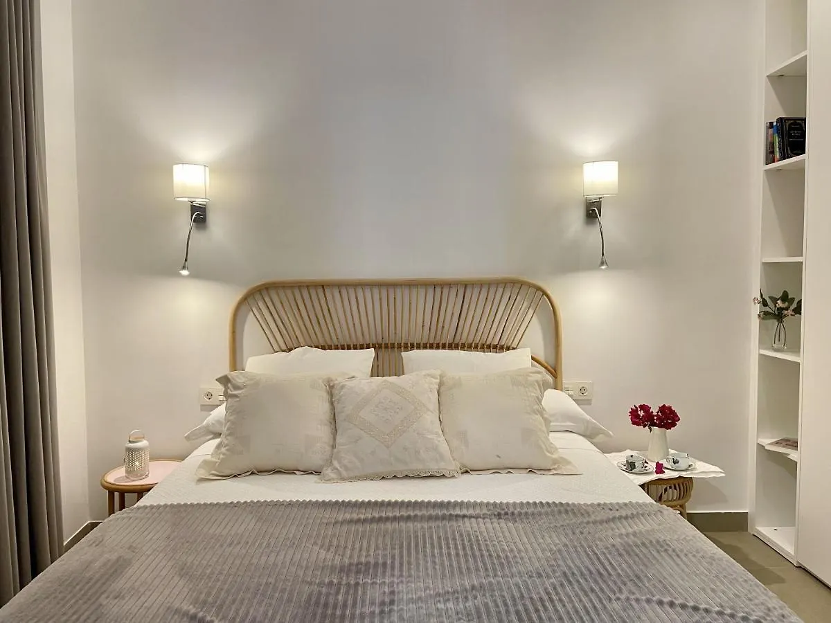 Apartamentos Madreselva Fernan Perez 0*,  스페인