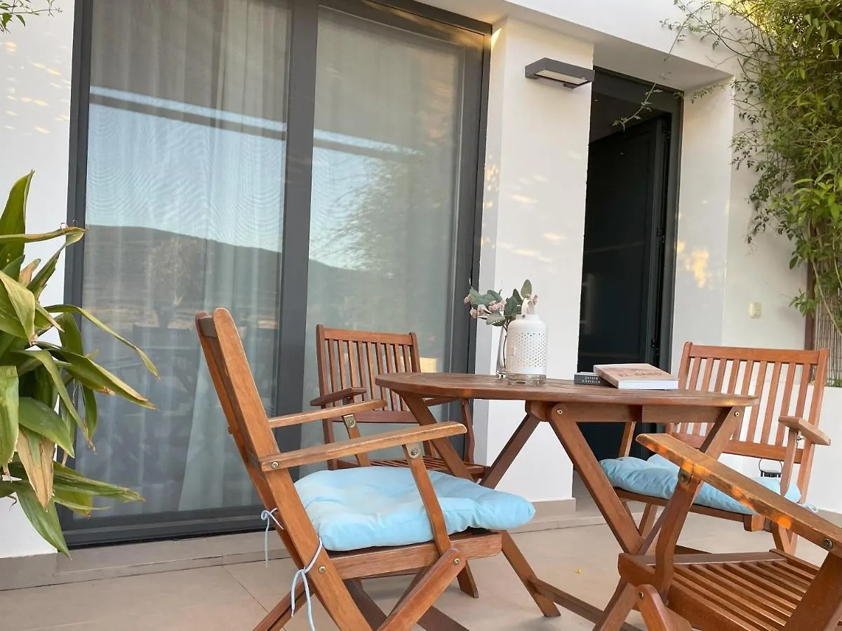 아파트 Apartamentos Madreselva Fernan Perez
